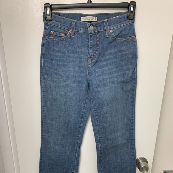 Levi's Denim - 42. LEVI’S Perfectly Slimming Boot Cut 512 Levi Jeans, NWOT 👖 HP 9/8, 9/19